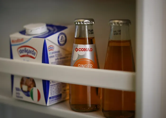 Near Me * Τίρανα